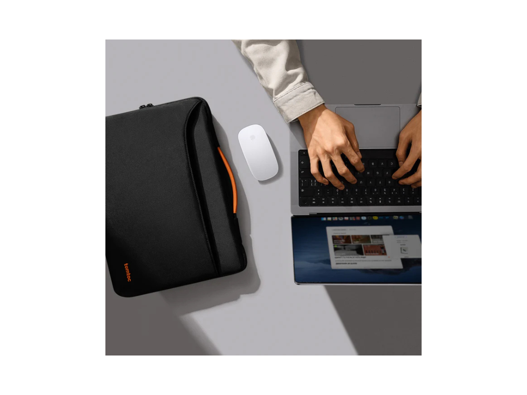 Buy Tomtoc Defender-A22 Laptop Bag 13.5” – Black | in Qatar Buy Tomtoc Defender-A22 Laptop Bag 13.5” – Black | in Qatar